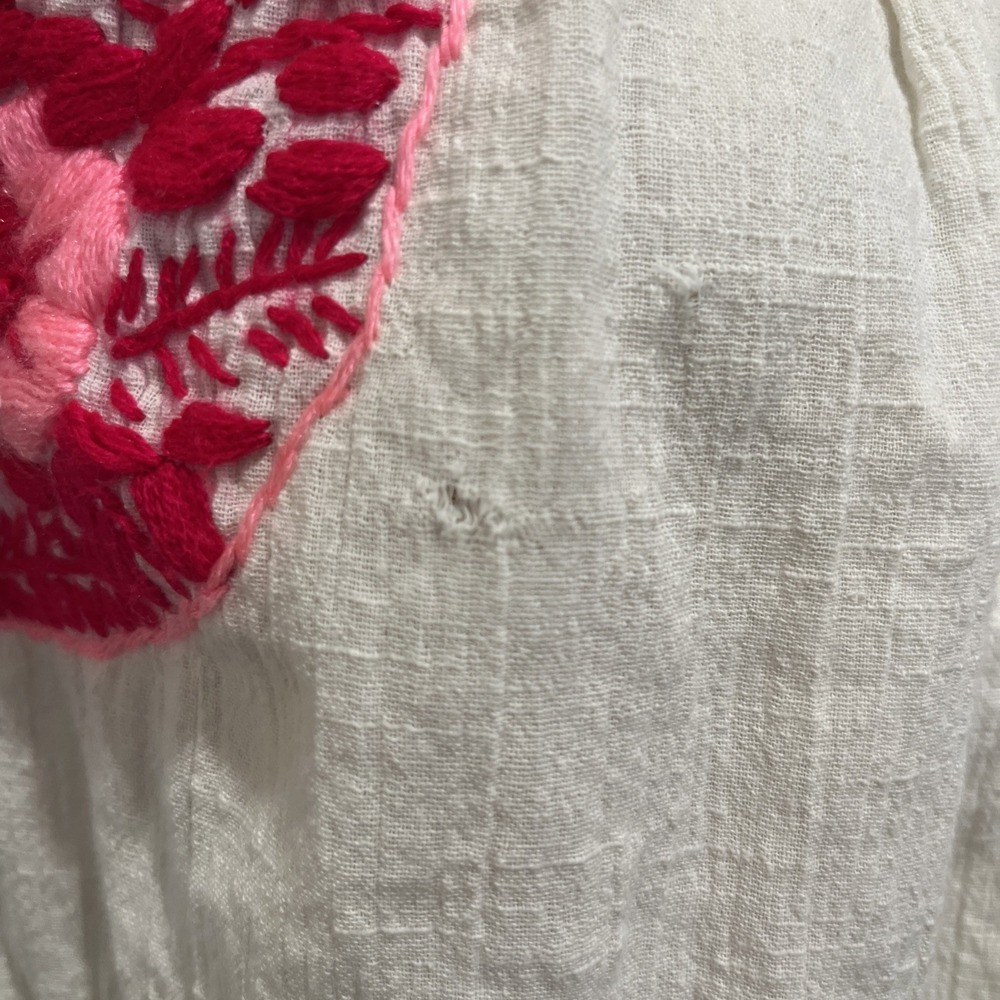 Vintage Hand-Embroidered Girls XL Linen Shirt Hispanic Gauzy Pockets Pink White - Picture 7 of 7